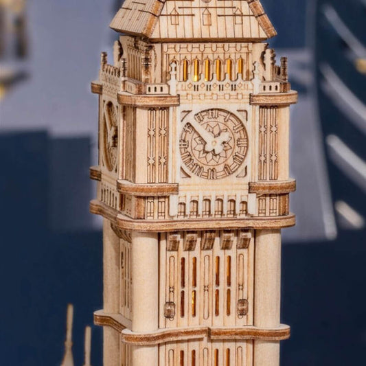 Big Ben - Puzzle 3D in Legno - Dettaglio del quadrante dell'orologio.