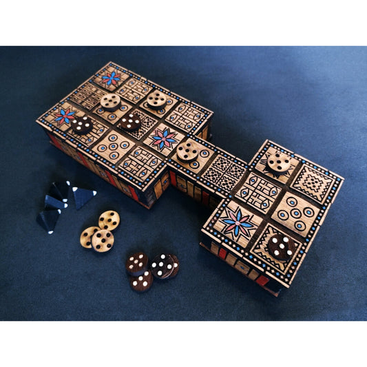 Tavola Reale di Ur - Gioco Sumero - Tavola da gioco con intarsi decorativi, pedine e dadi in uso.